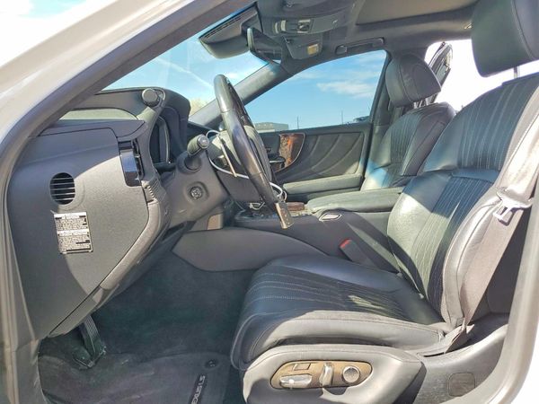 2018 LEXUS LS