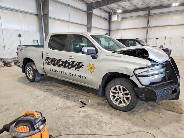 2022 CHEVROLET SILVERADO LT