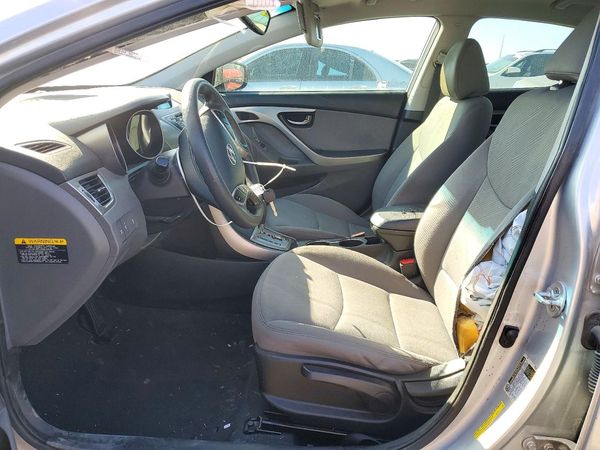 2013 HYUNDAI ELANTRA — DENT
