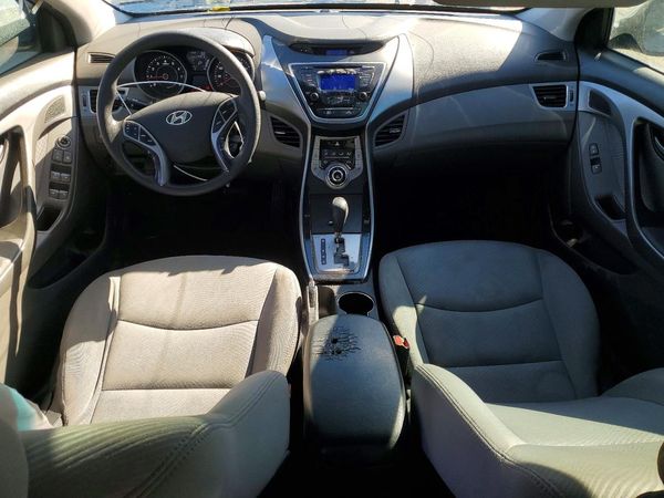 2013 HYUNDAI ELANTRA — CKPT