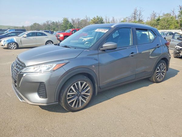 2022 NISSAN KICKS SV