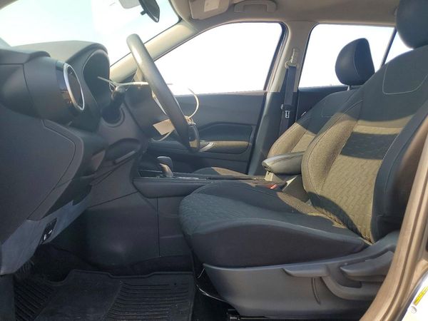 2022 NISSAN KICKS SV