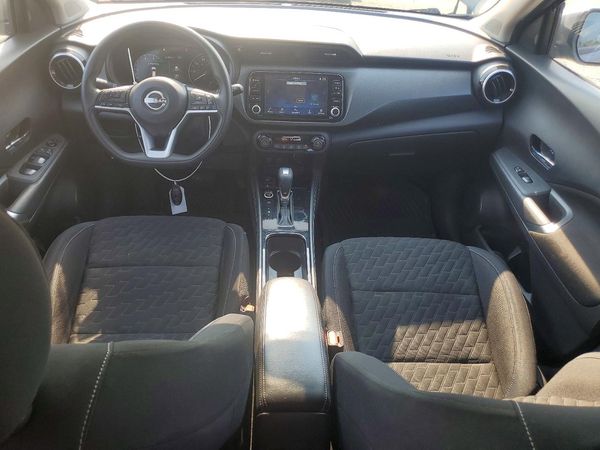 2022 NISSAN KICKS SV