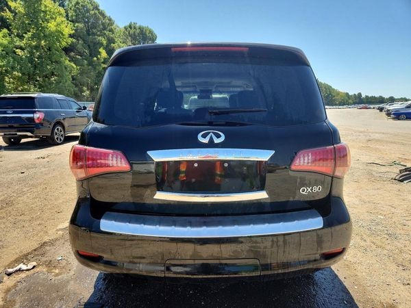 2017 INFINITI QX80