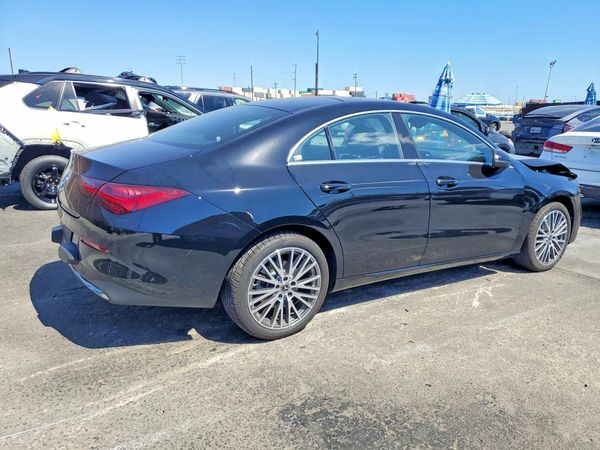 2026 MERCEDES-BENZ CLA