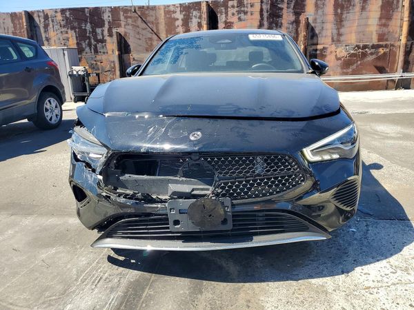 2026 MERCEDES-BENZ CLA