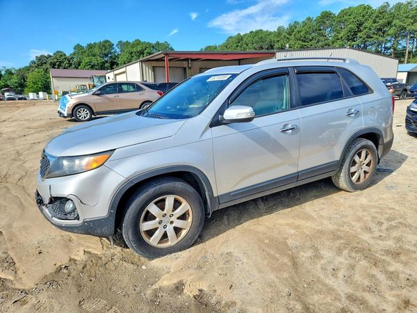 2013 KIA SORENTO