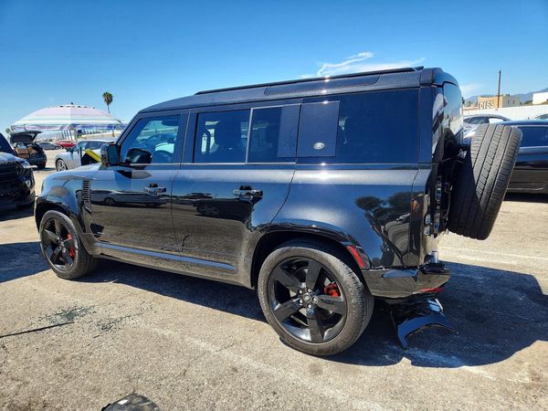 2023 LAND ROVER DEFENDER