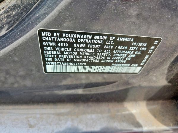 2017 VOLKSWAGEN PASSAT