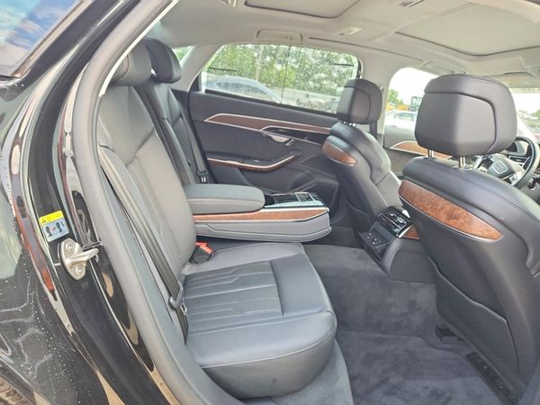 2023 AUDI A8