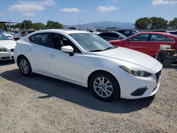 2014 MAZDA 3