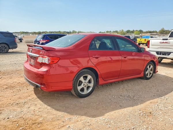 2012 TOYOTA COROLLA