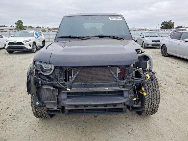 2025 LAND ROVER DEFENDER