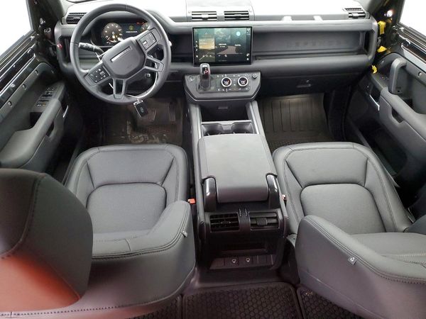 2025 LAND ROVER DEFENDER