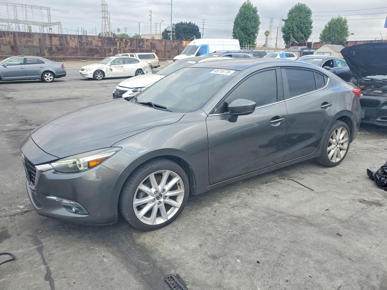 2017 MAZDA 3