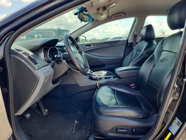 2013 HYUNDAI SONATA