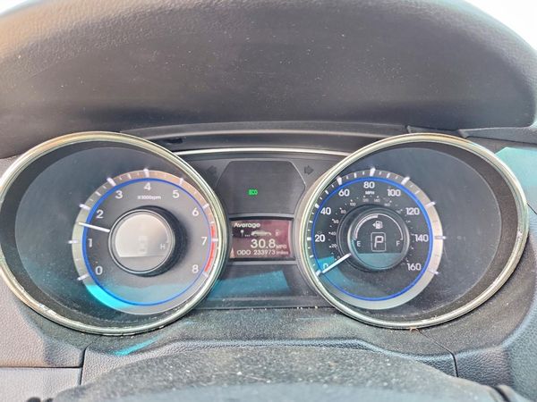 2013 HYUNDAI SONATA