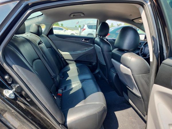 2013 HYUNDAI SONATA