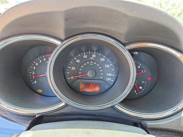 2013 KIA SORENTO Base / LX