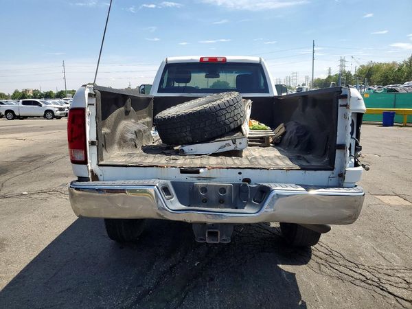 2015 RAM 2500 ST