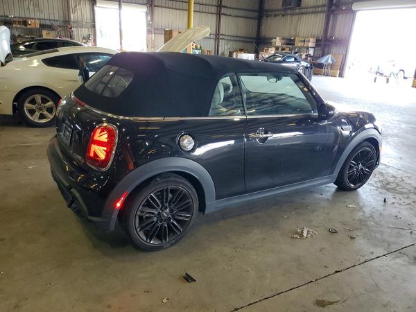 2022 MINI COOPER