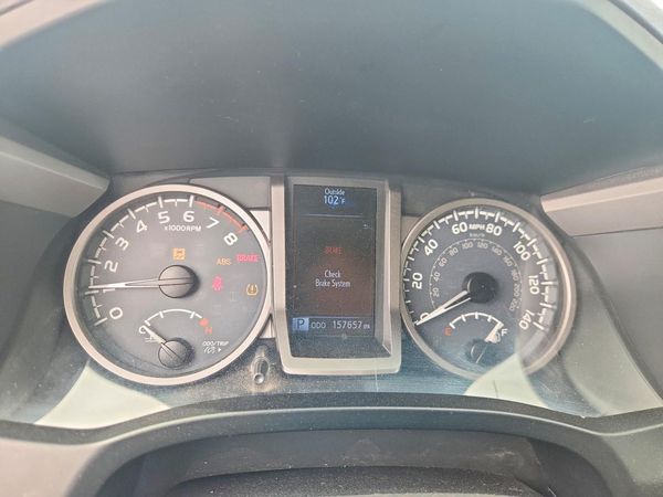 2017 TOYOTA TACOMA