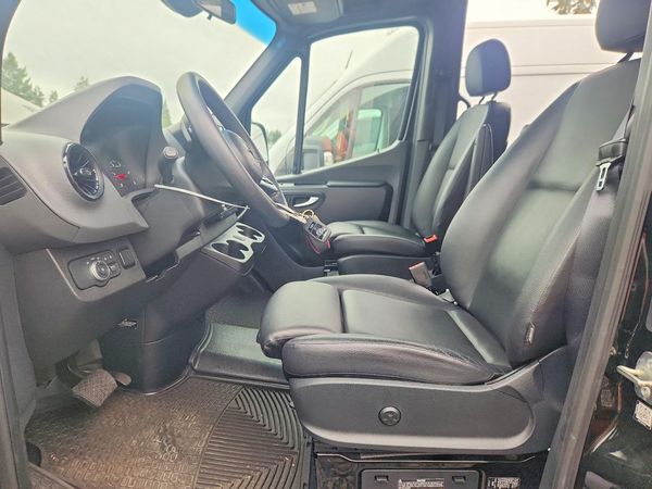 2020 MERCEDES-BENZ SPRINTER 907 (VS30)