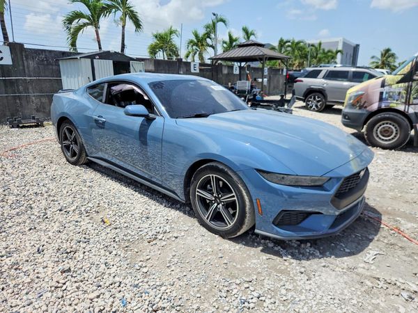 2025 FORD MUSTANG