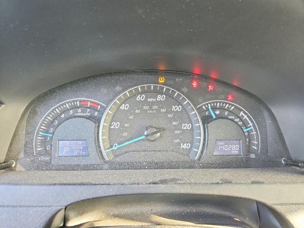 2012 TOYOTA CAMRY