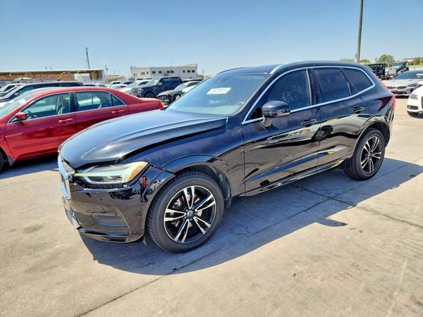 2019 VOLVO XC60 Momentum