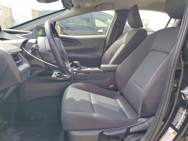 2025 TOYOTA PRIUS — DENT