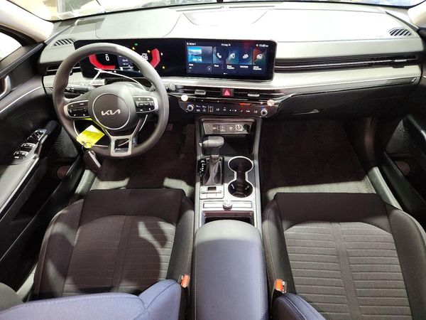 2026 KIA K5 LXS