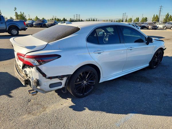 2021 TOYOTA CAMRY XSE