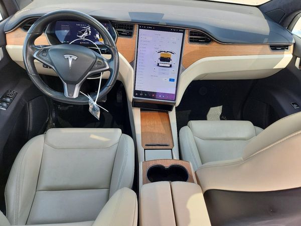 2020 TESLA MODEL X