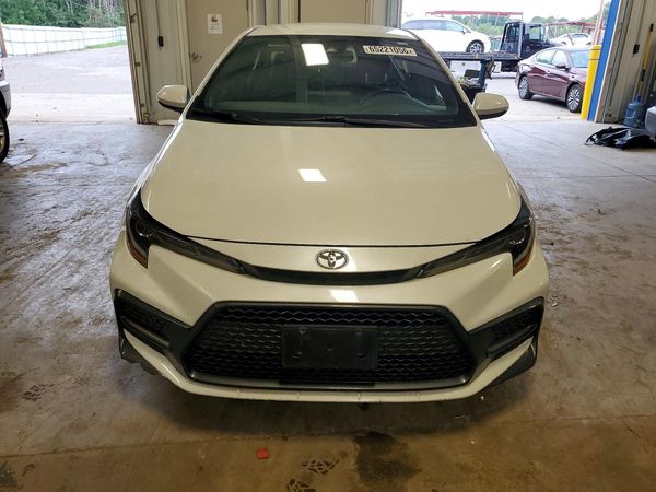 2021 TOYOTA COROLLA SE, CVT