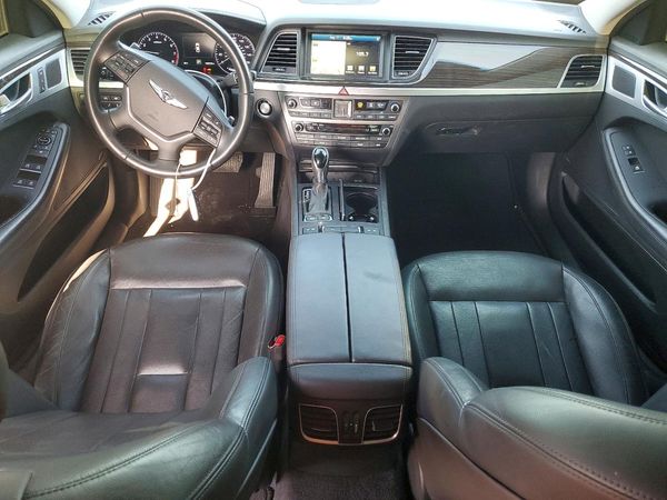 2017 GENESIS G80