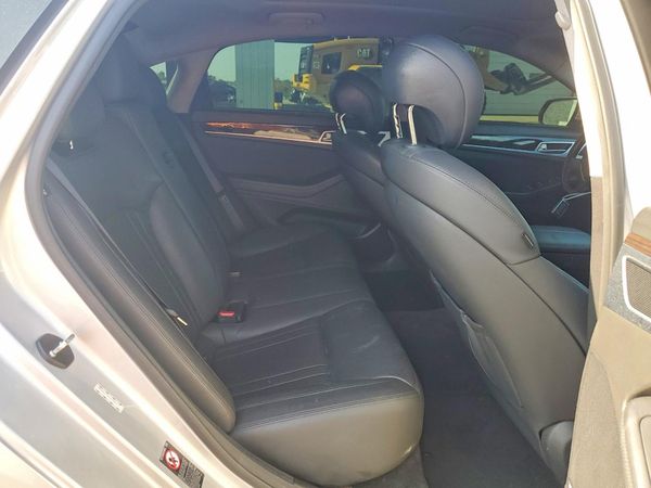 2017 GENESIS G80