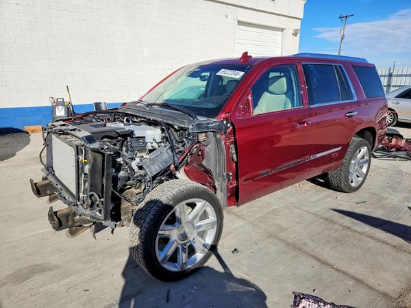 2017 CADILLAC ESCALADE Premium Luxury