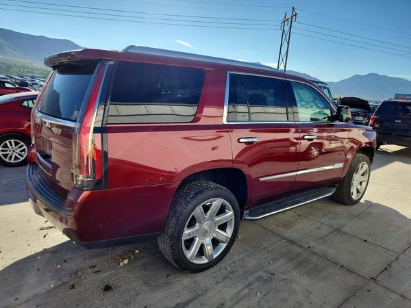 2017 CADILLAC ESCALADE Premium Luxury