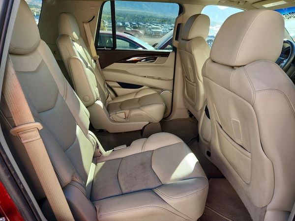 2017 CADILLAC ESCALADE Premium Luxury