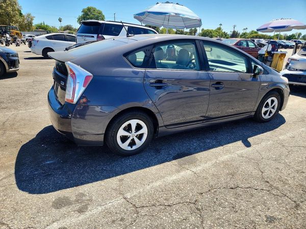 2012 TOYOTA PRIUS