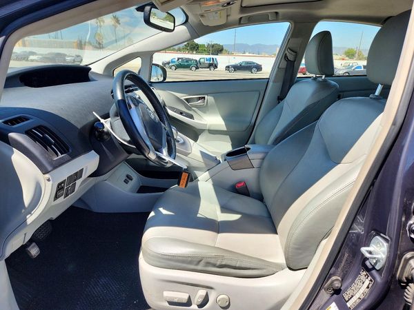 2012 TOYOTA PRIUS