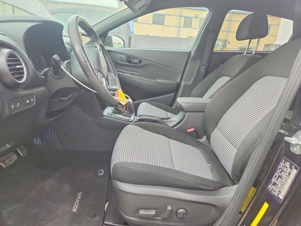 2021 HYUNDAI KONA