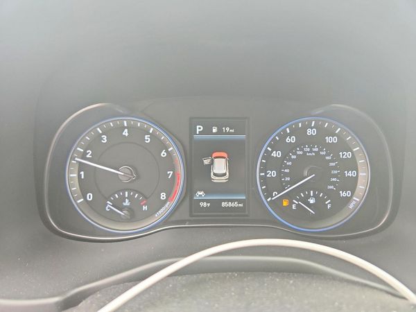 2021 HYUNDAI KONA