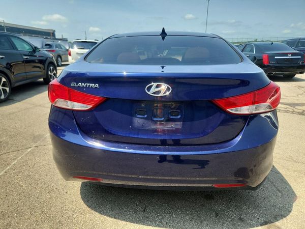 2013 HYUNDAI ELANTRA — DIRR