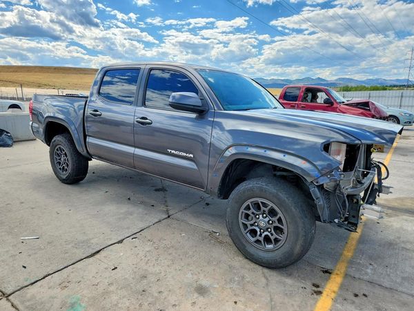2017 TOYOTA TACOMA