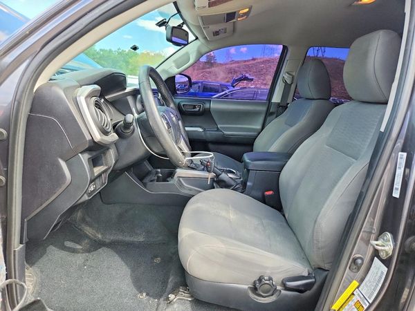 2017 TOYOTA TACOMA