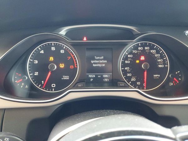 2014 AUDI A4 quattro Premium Plus