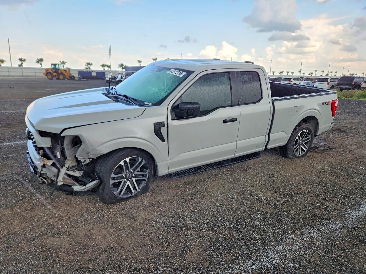 2023 FORD F150