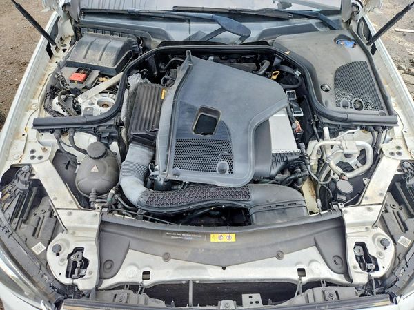 2017 MERCEDES-BENZ E E300